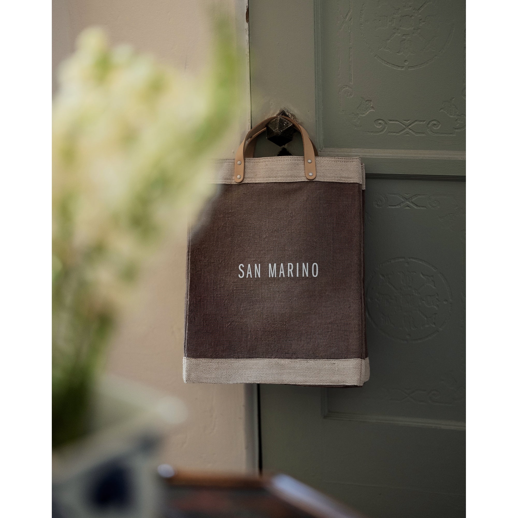 Market Bag in Deep Taupe - Image 2
