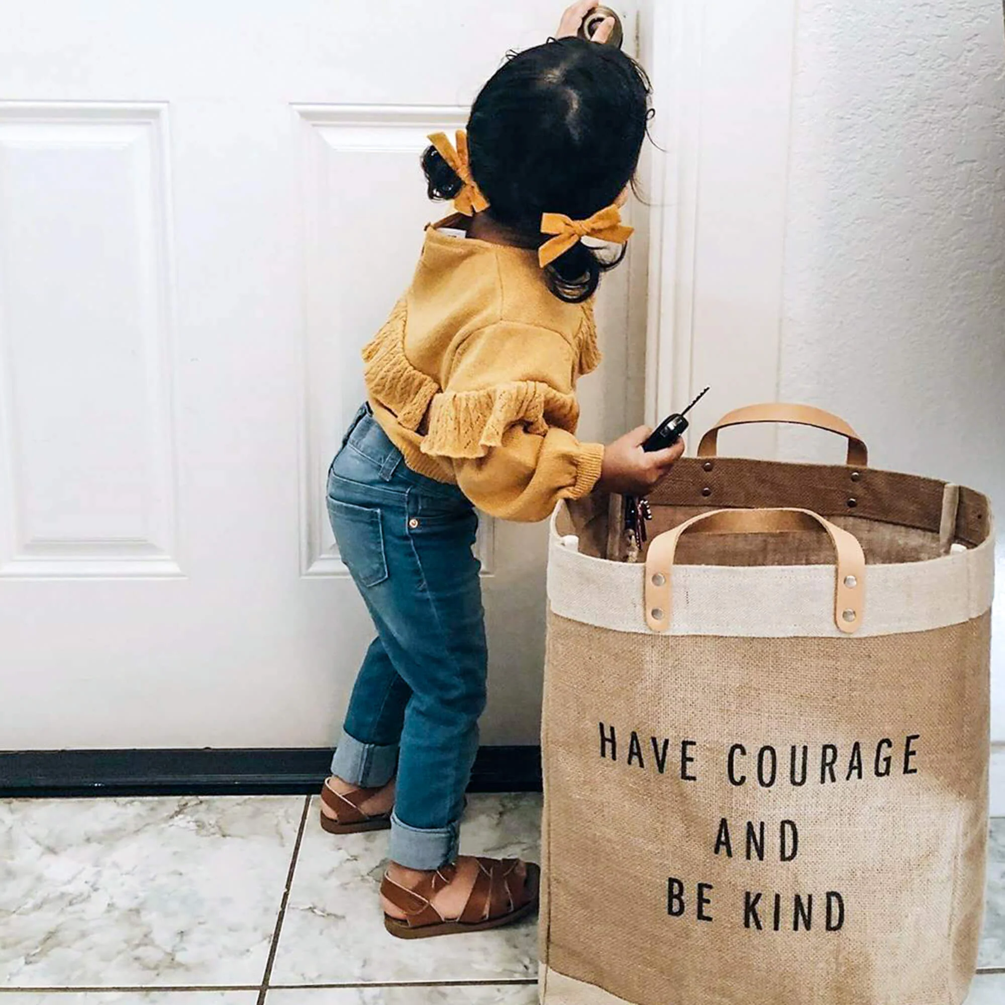 Market Bag - Between the Handle Text - Image 19