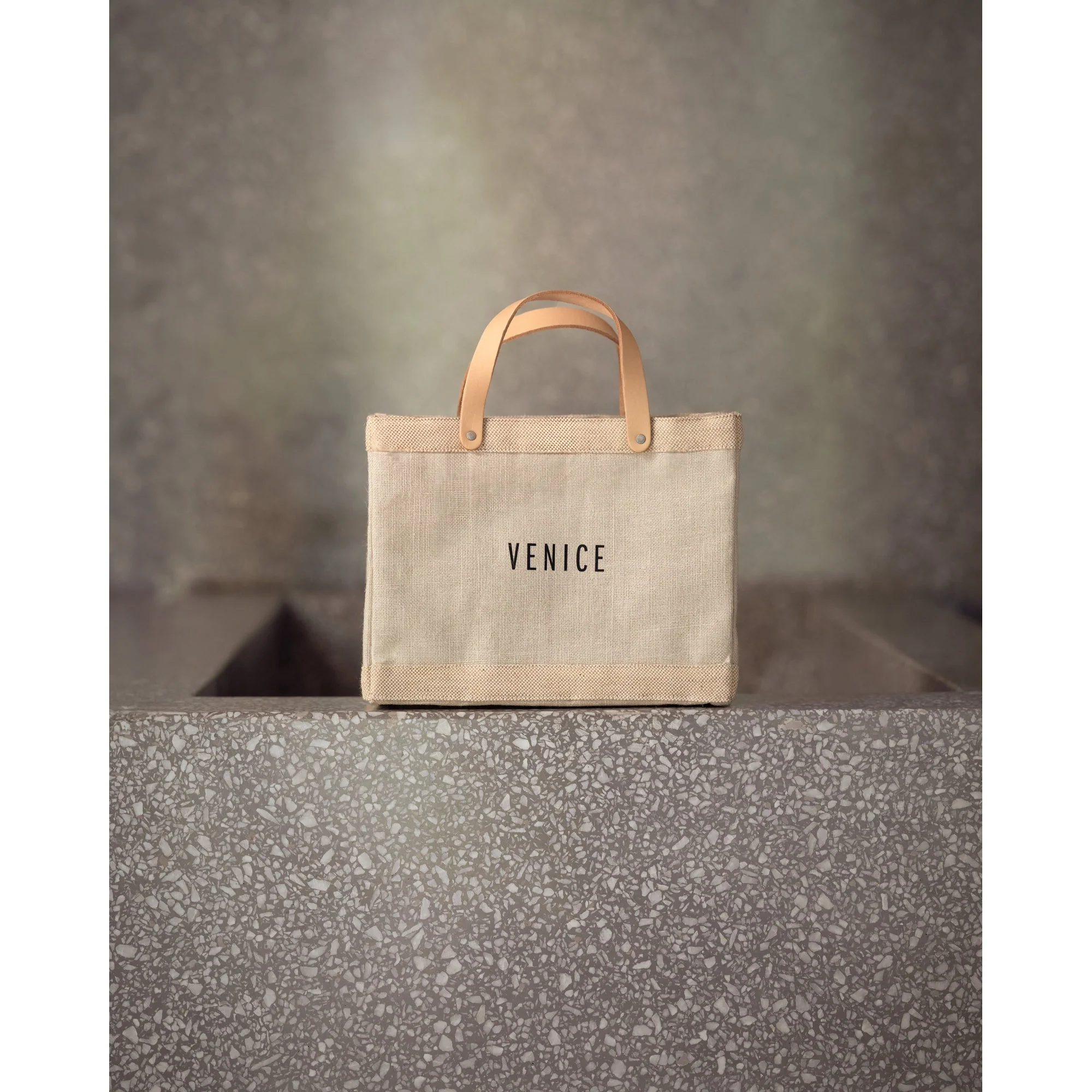 Petite Market Bag in Dove - Image 4