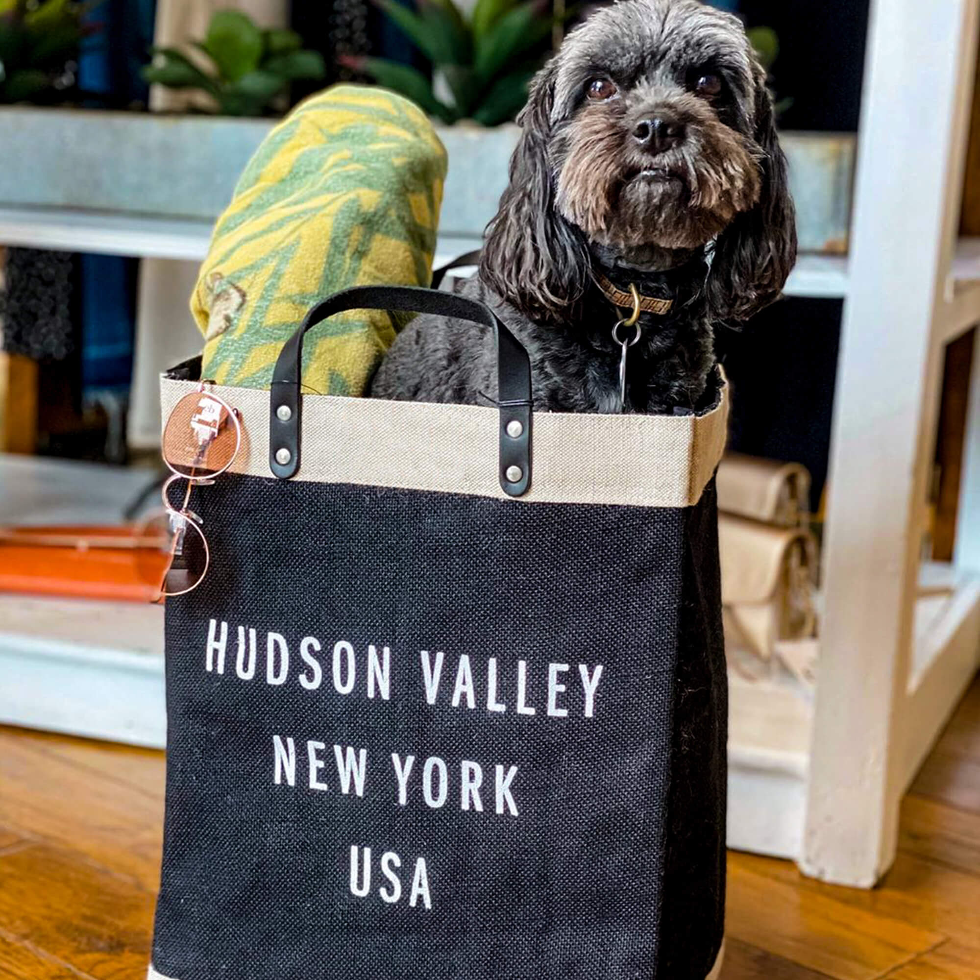 Market Bag in Black - Image 13